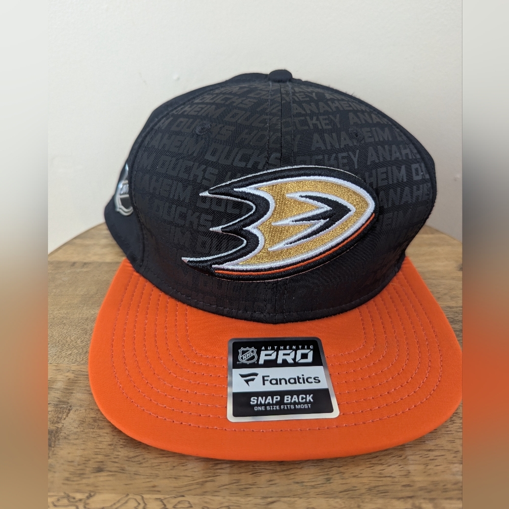 Anaheim Ducks NHL Fanatics Authentic Pro Rinkside Snapback Hat, Black & Orange